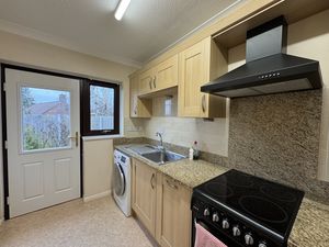 Kitchen- click for photo gallery